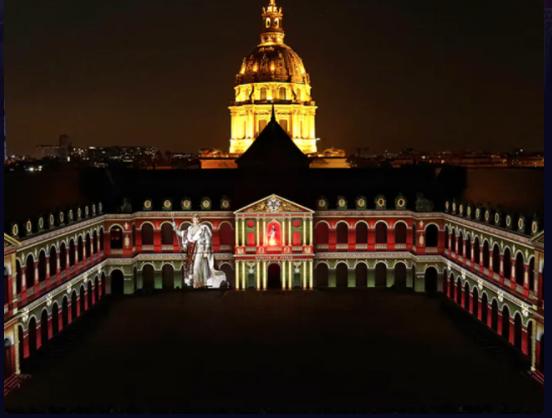 La Nuit aux Invalides , un magnifique spectacle ,le show monumental de l’été à Paris !